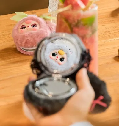 娃三歲化妝鏡毛絨盲盒